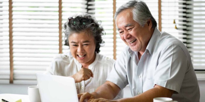 Senior Couple learning about PC Markers online.